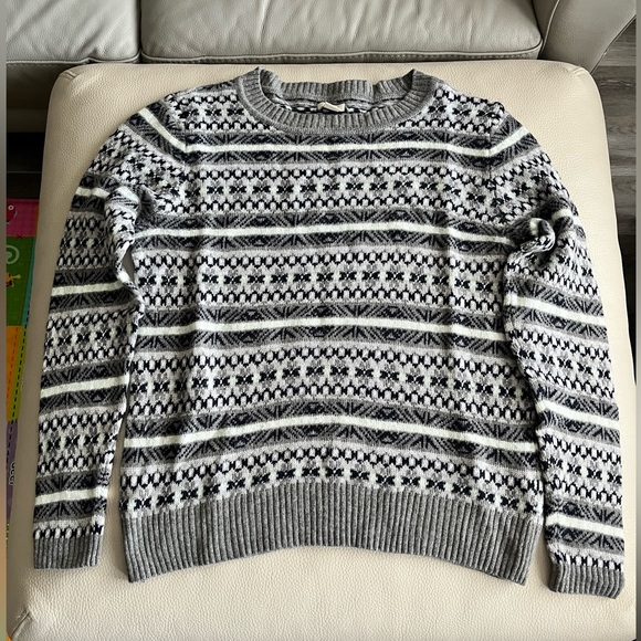 NWOT - J Crew Women’s Merino Wool Blended Sweater- Size L - Picture 2 of 6